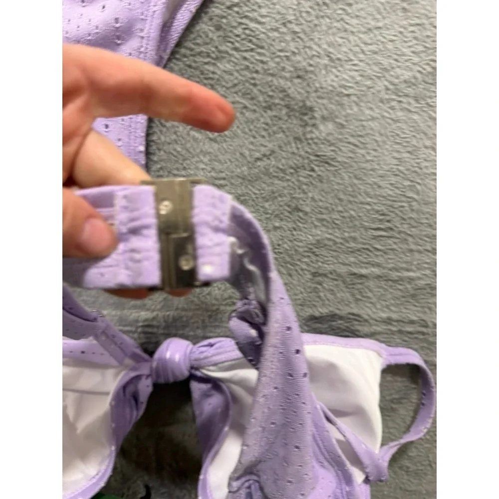 Unbranded eyelet textured